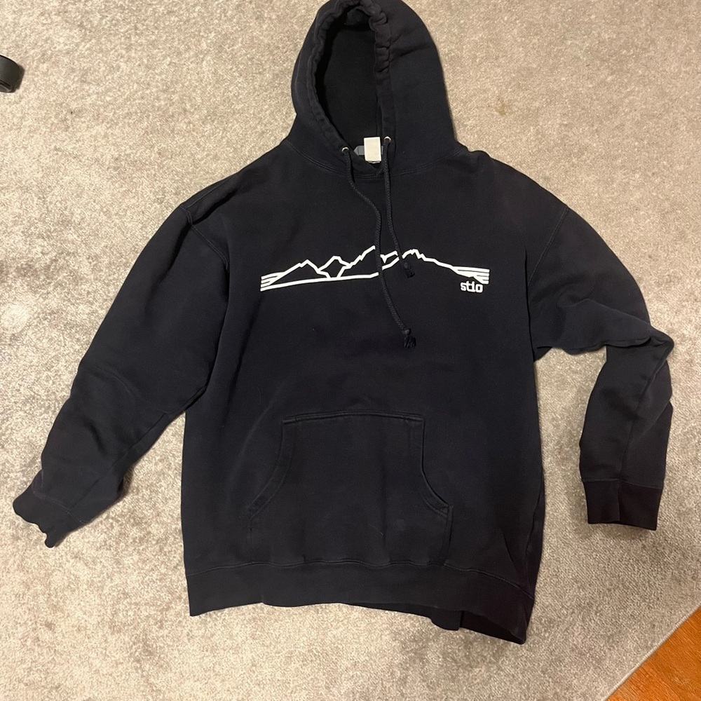 Stio Dark blue Hoodie with Mountain Design